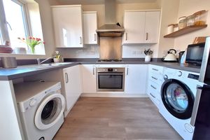 Kitchen- click for photo gallery